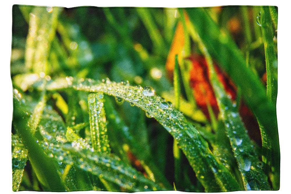 Wassertropfen im Herbst - Kuscheldecke Howling Nature